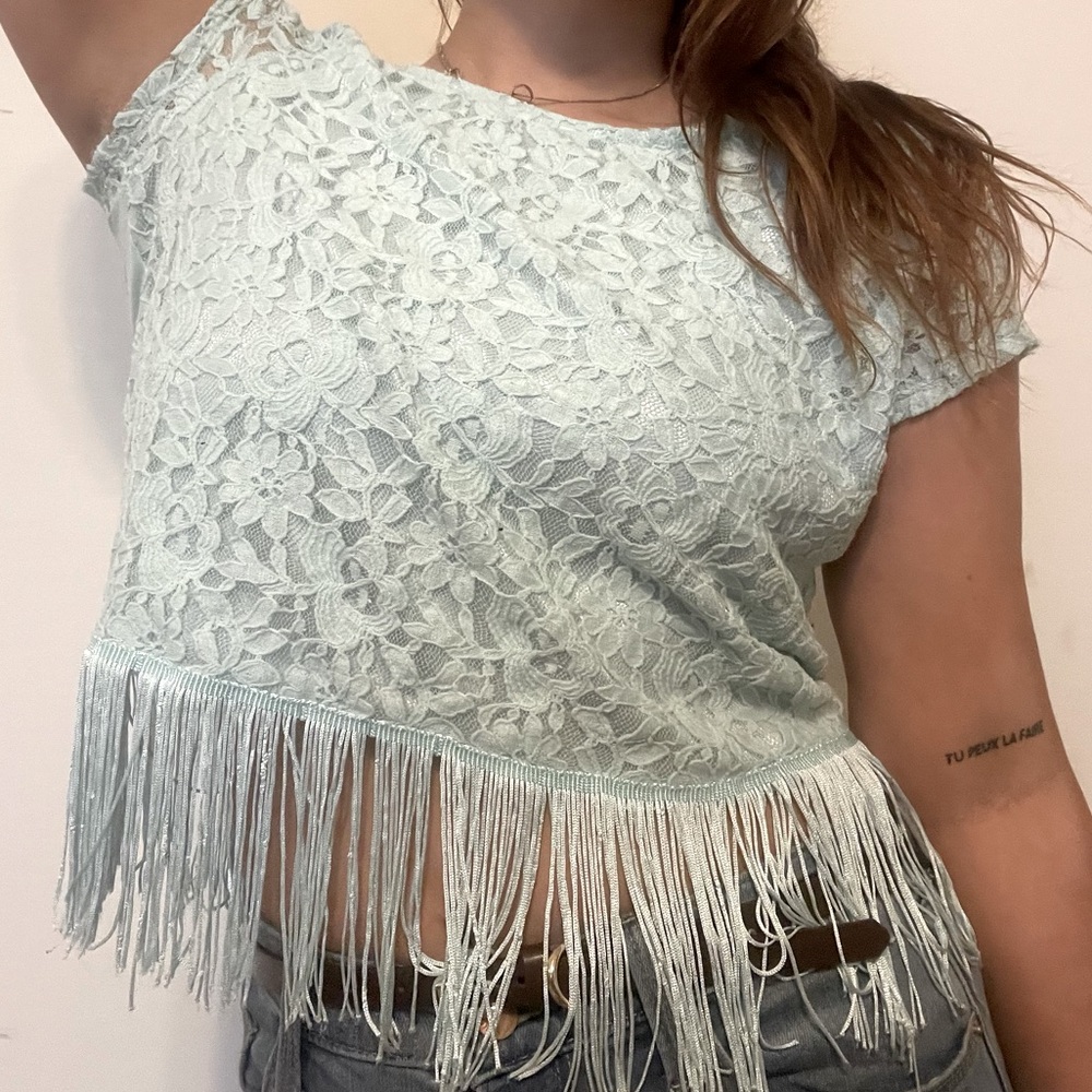 3 for $15 H&M Divided Icy Blue Fringe Floral Lace Crop Top | Cute Flirty Date